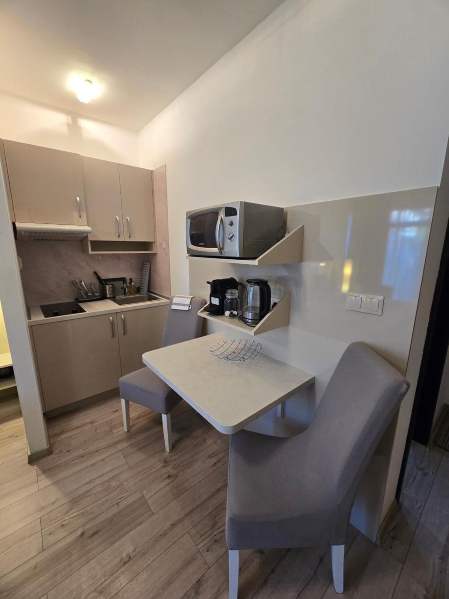 Apartman Elizabeth Бешеньова Екстер'єр фото